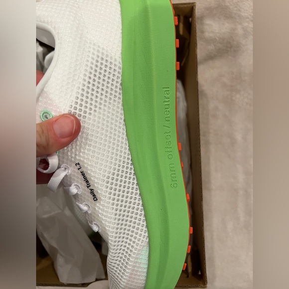 Atreyu trail running shoes - Picture 7 of 8